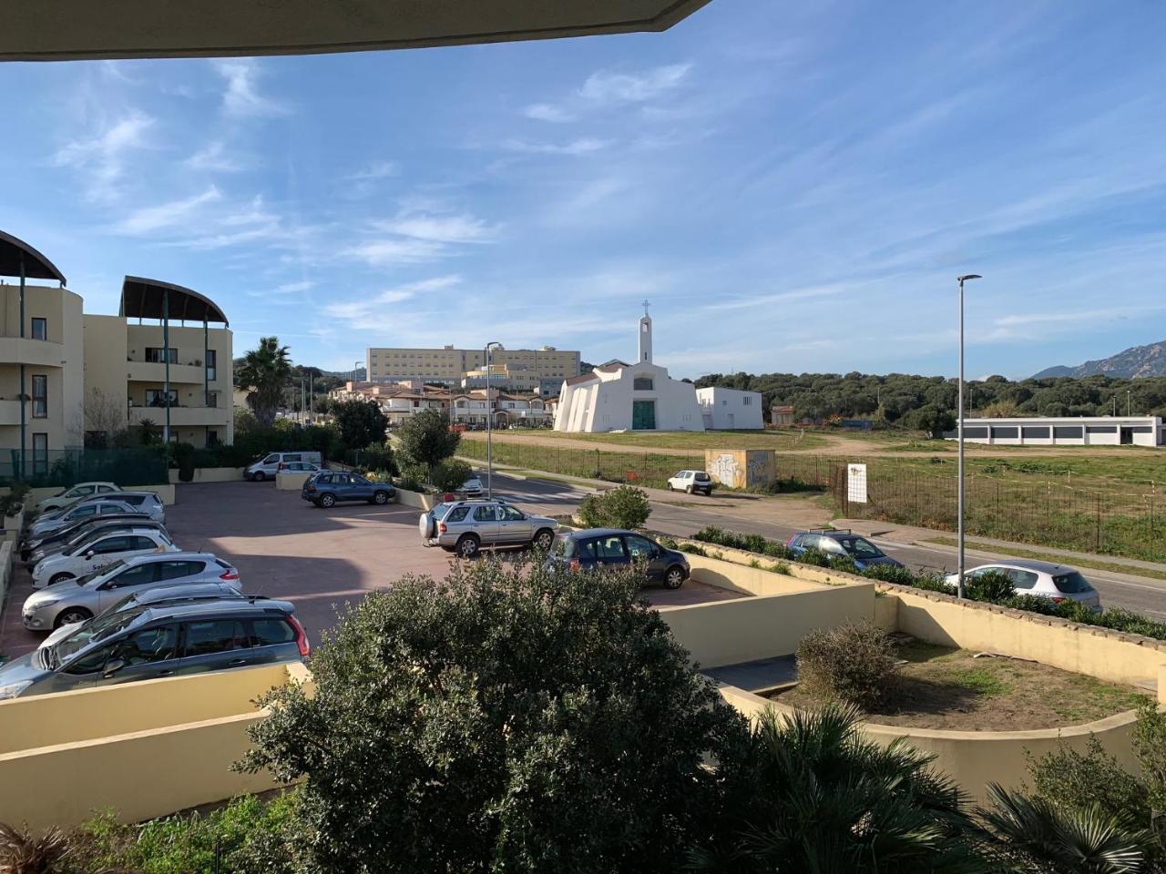 Berlino 17 Appartement Olbia Buitenkant foto
